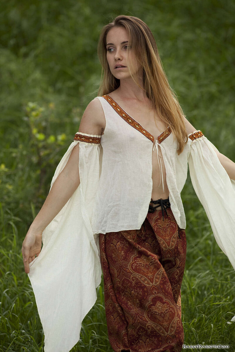 Регина, 24 года, 1 размер груди